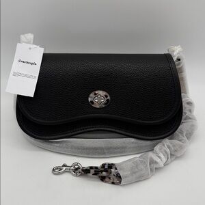 Coach Wavy Dinky Crossbody Shoulder Bag In Coachtopia Leather Black